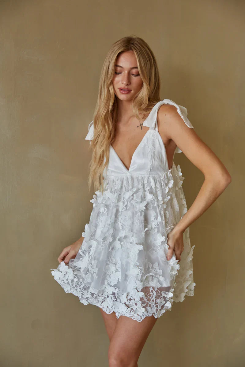 Mini-robe babydoll en organza Cecily Butterfly