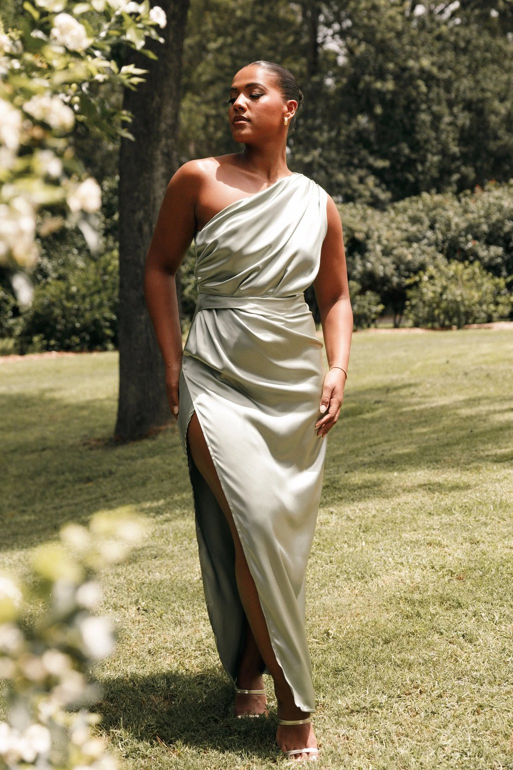 Robe longue Nadia à une épaule - Sauge