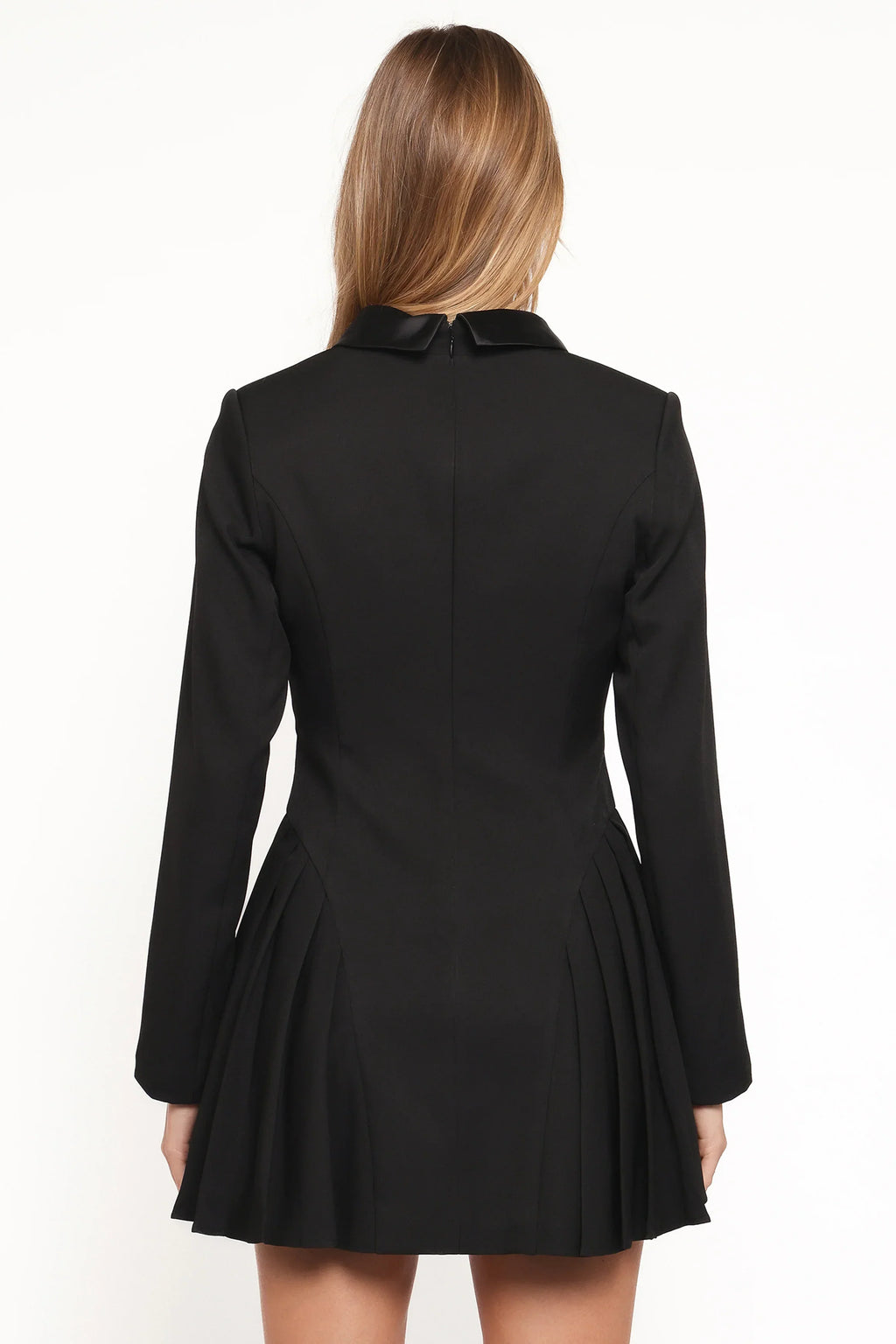 Robe courte à manches longues Sonya - Noire