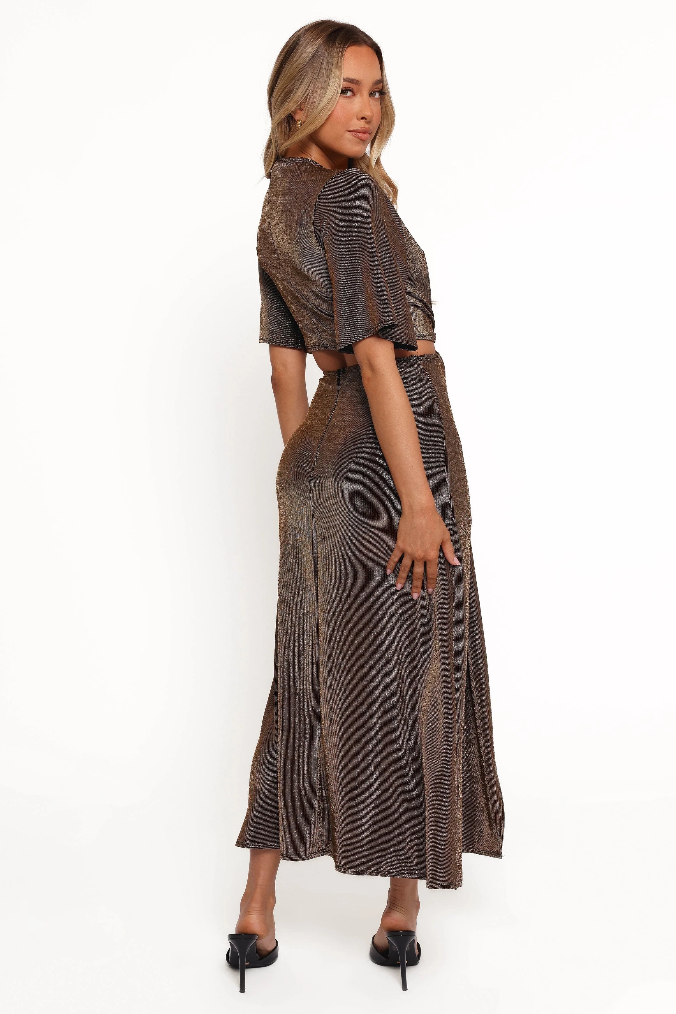 Robe longue ajourée Blanca – Noir/Or rose