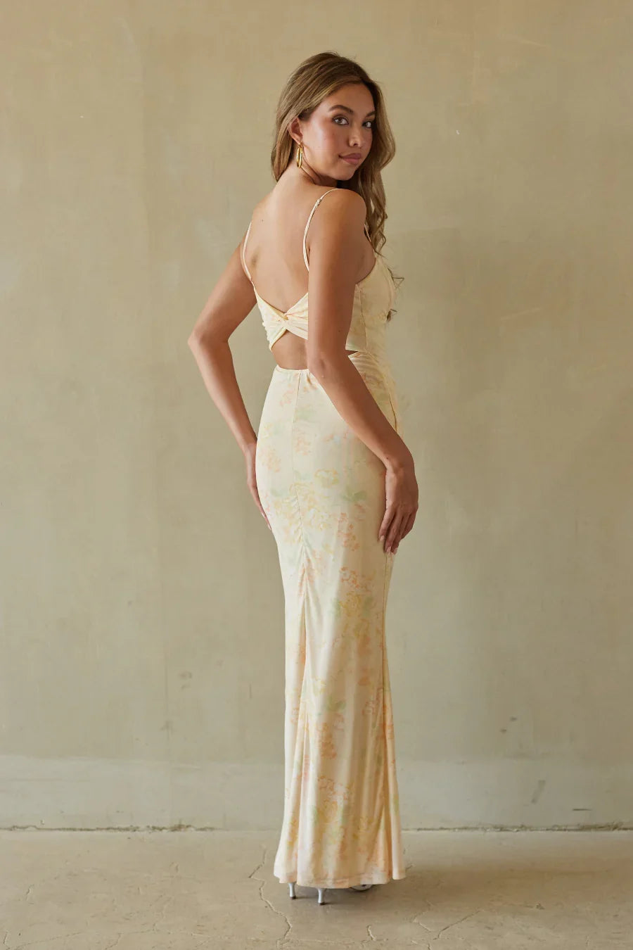 Robe longue Ysabelle à dos torsadé