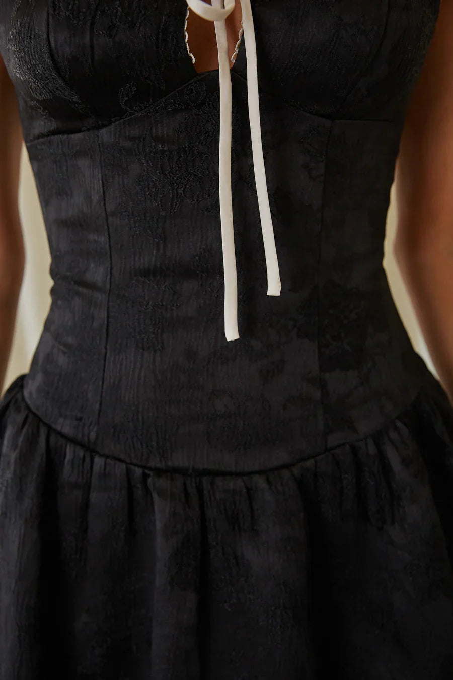 Mini-robe évasée Alisha Coquette bicolore