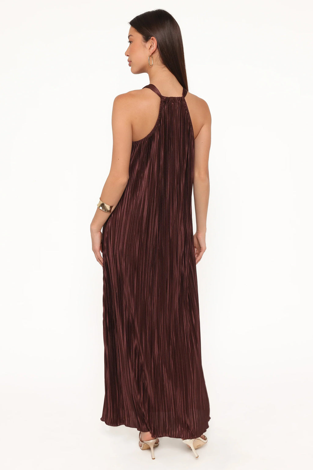 Robe longue Melody Plissée à encolure dos nu – Marron