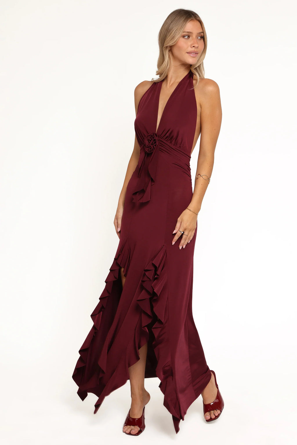 Robe longue Leowna à encolure américaine – Bordeaux