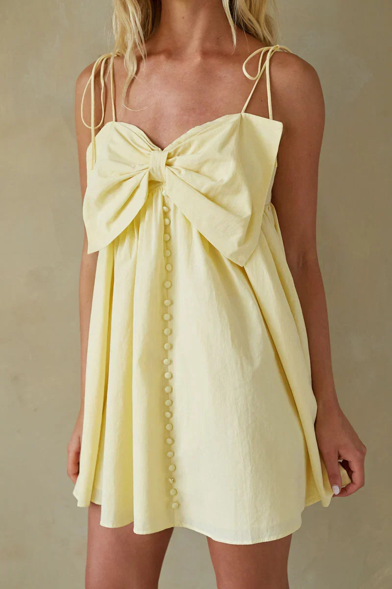 Robe courte boutonnée à nœud Bebe