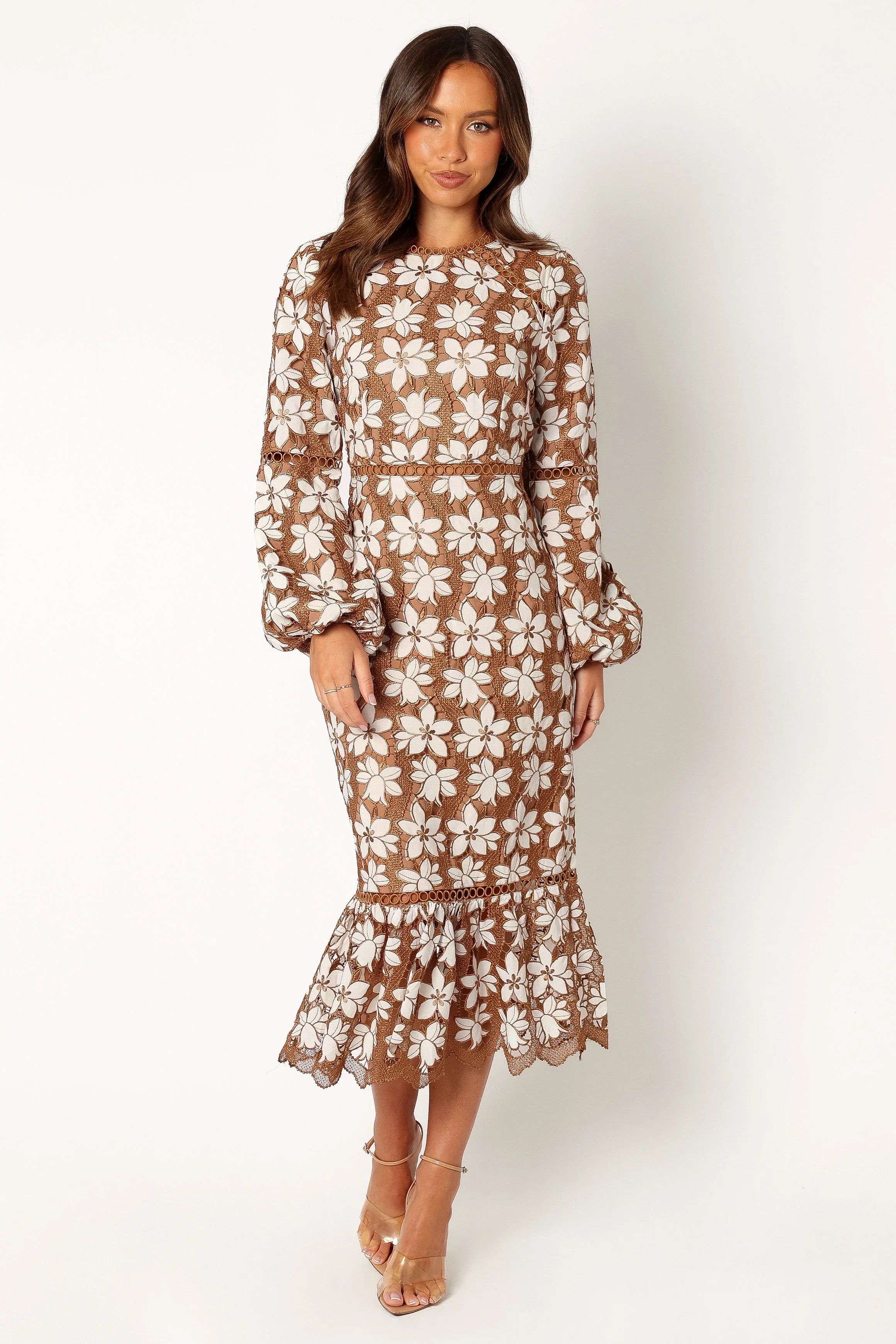 Robe longue en dentelle à manches longues Pierre - Mocha