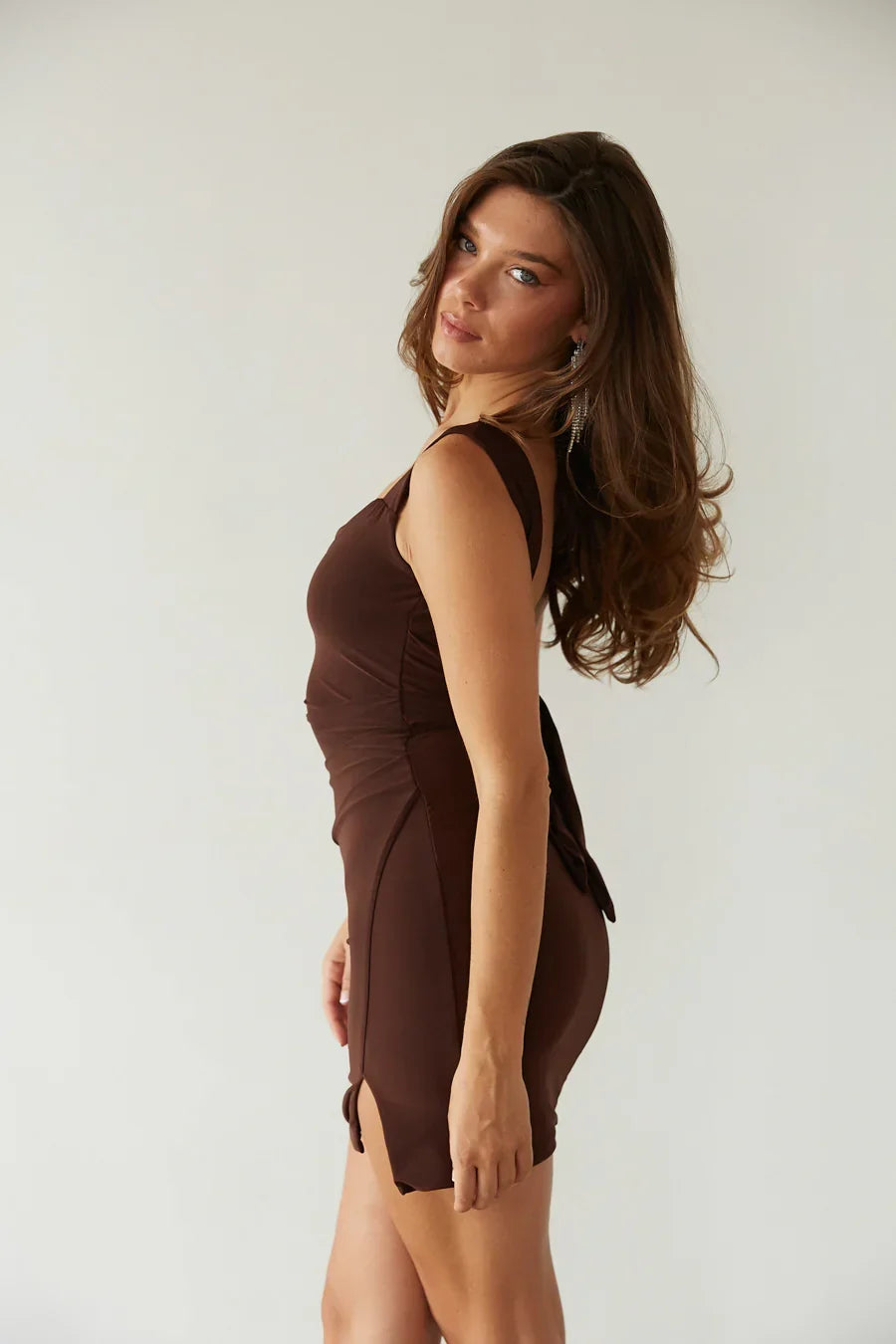 Robe courte Leah dos ouvert à nouer