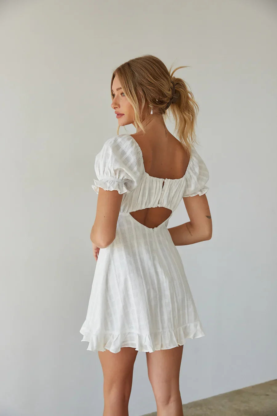 Mini-robe à manches bouffantes et vichy Clover