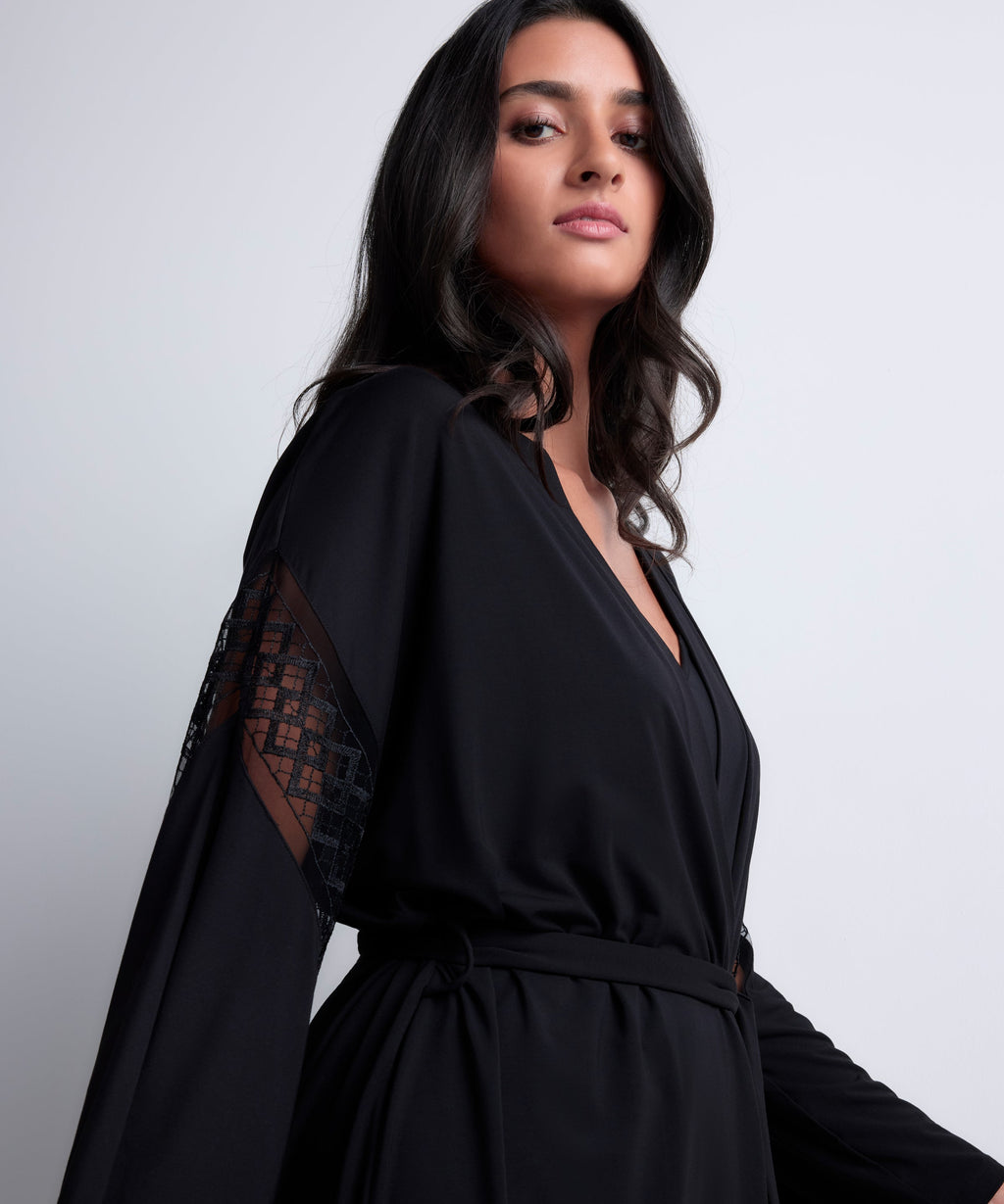 Sweet Obsession Kimono Black