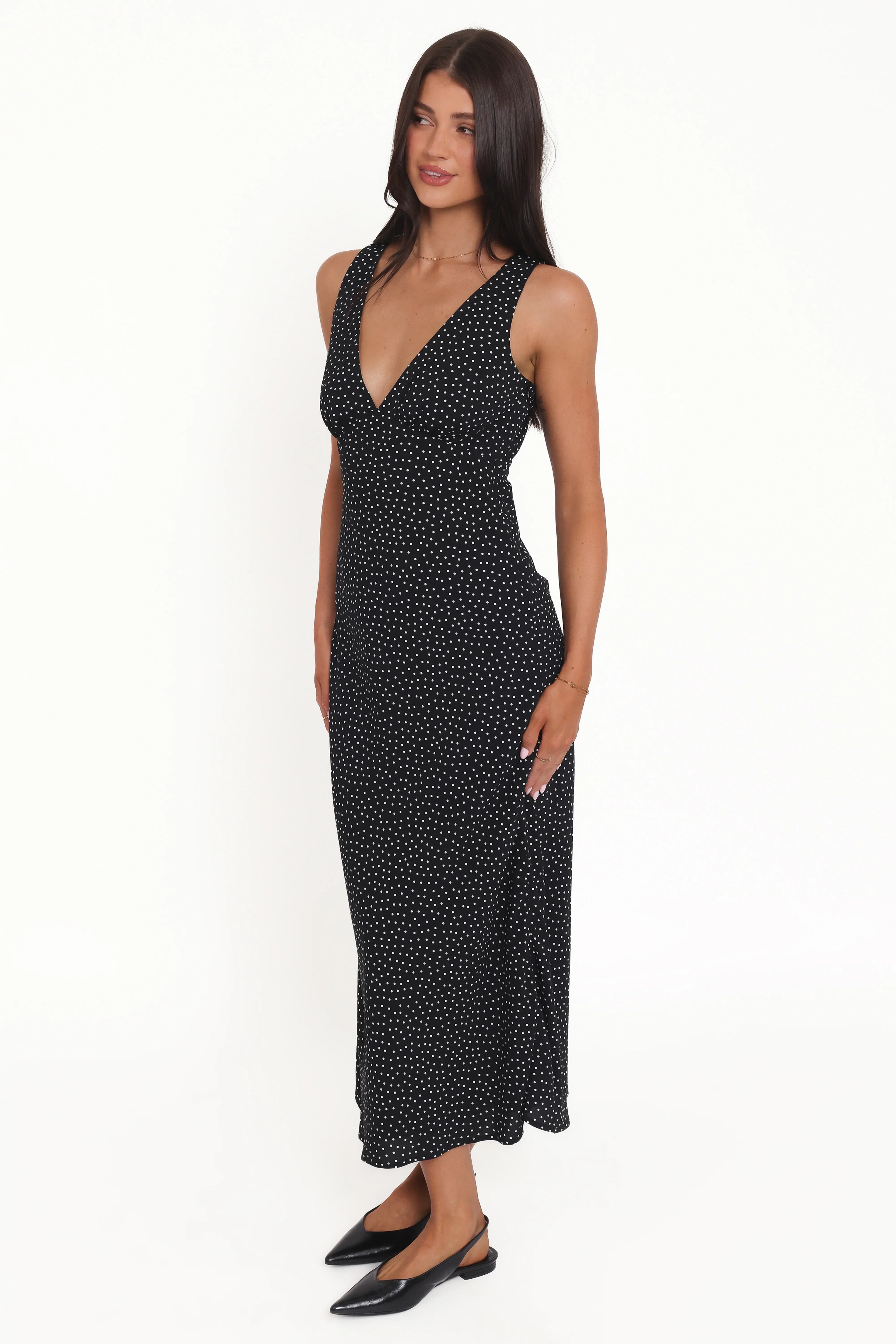 Robe longue Mirae – à pois noirs