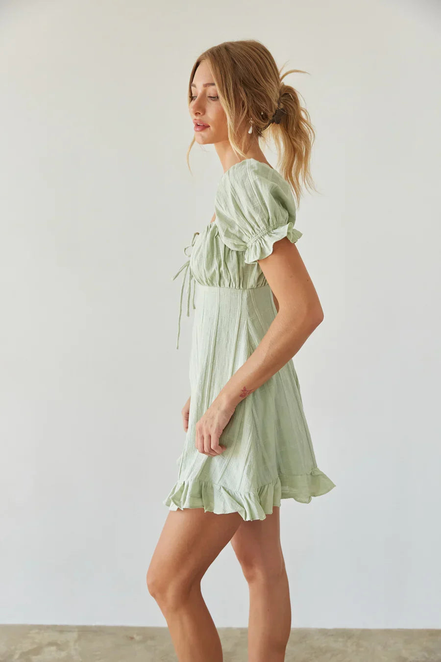 Mini-robe à manches bouffantes et vichy Clover