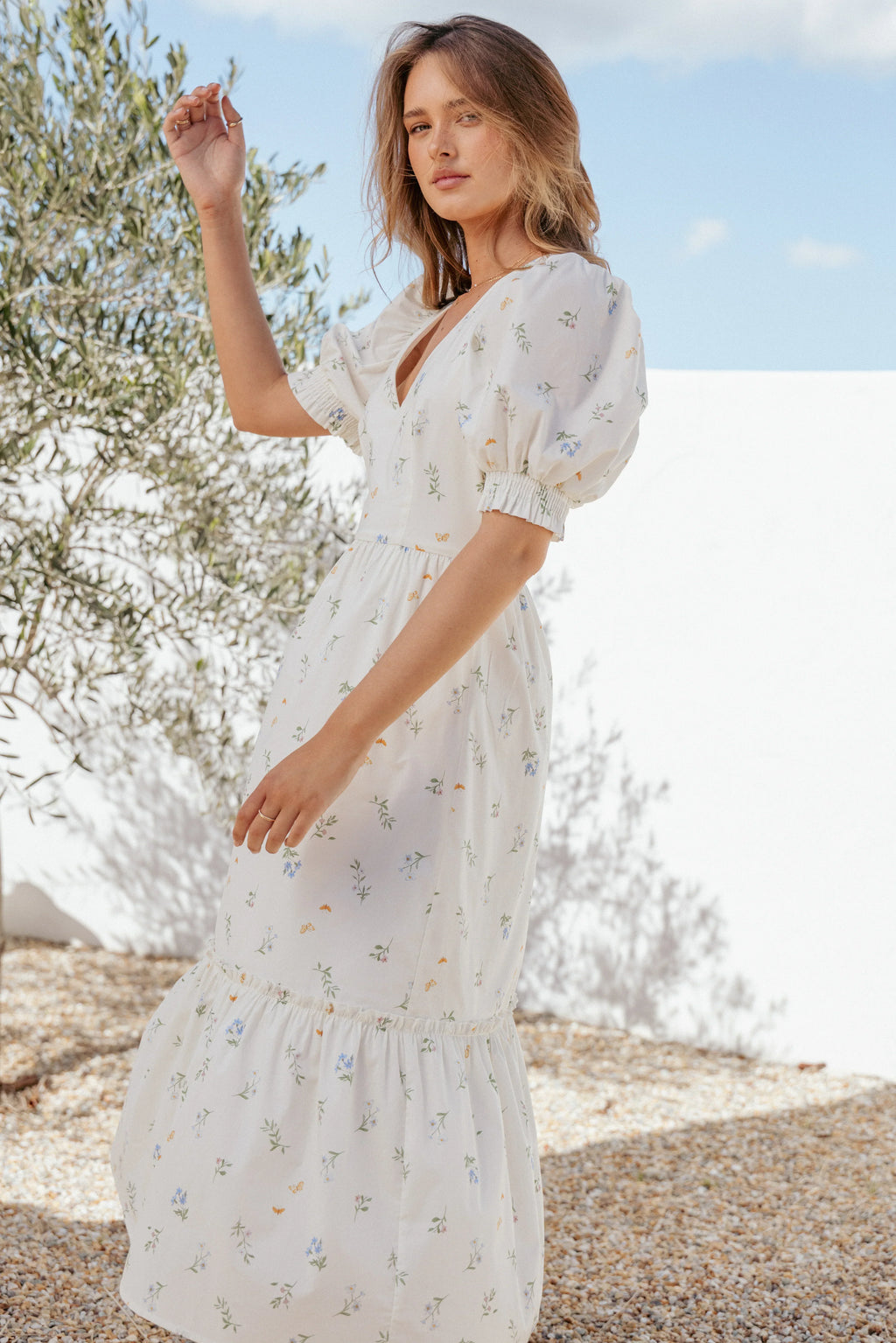 Robe mi-longue Steele à manches bouffantes – Motif floral