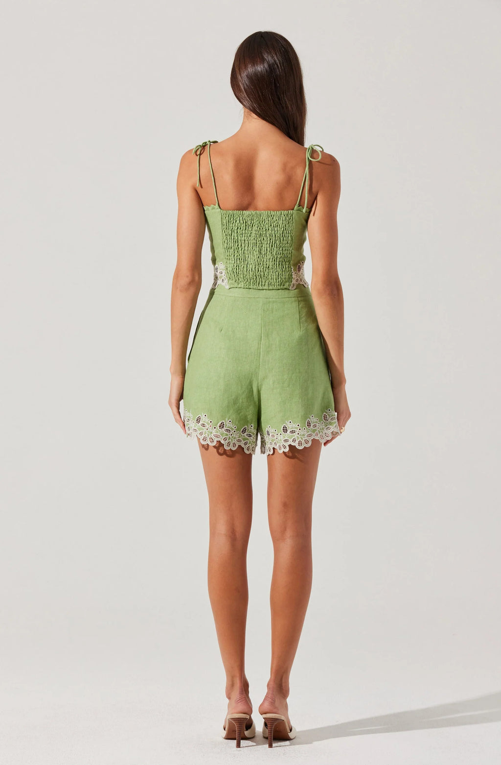 Short brodé en lin Kiya