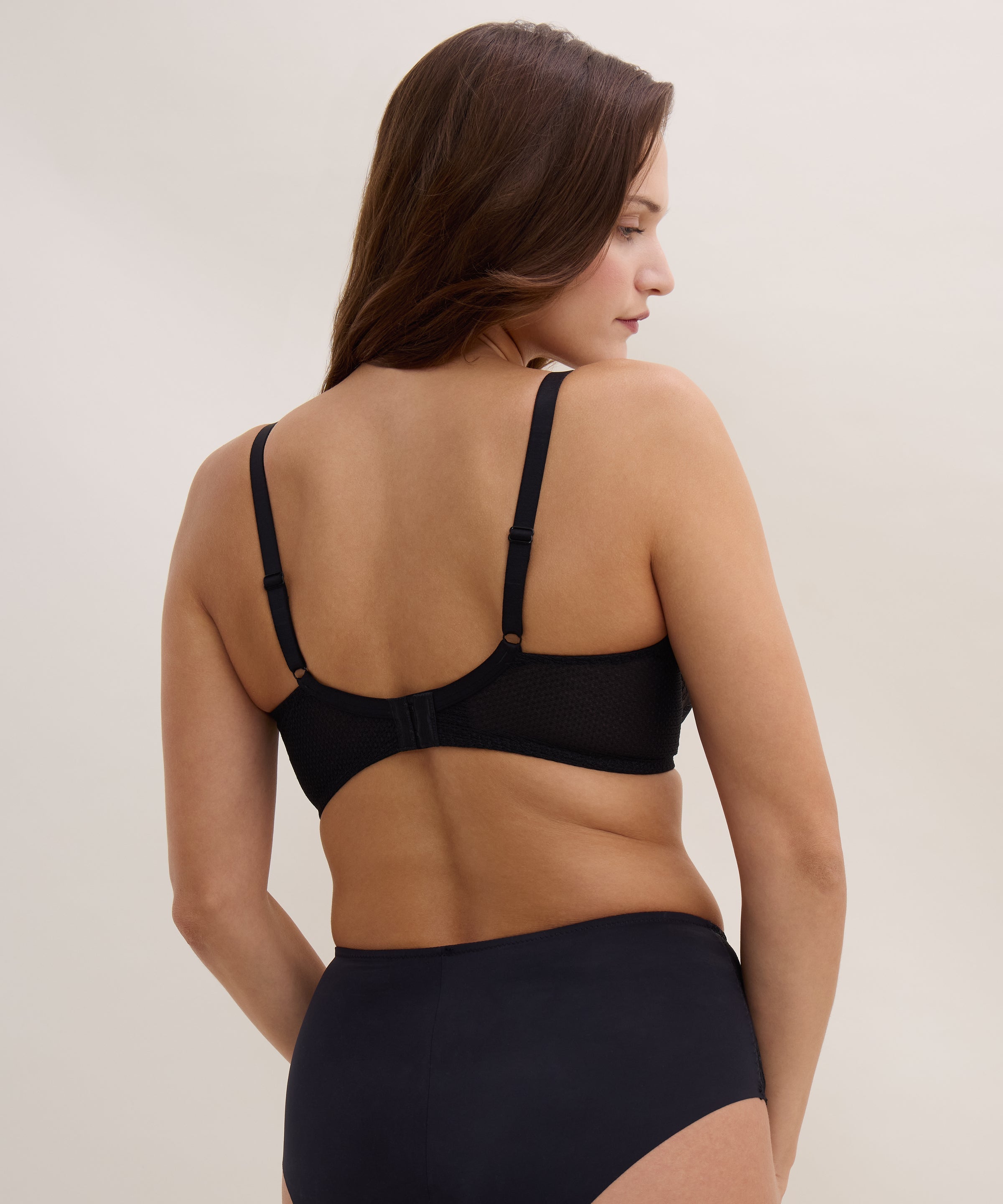 Hidden Treasure Soutien-gorge Triangle avec armatures Black