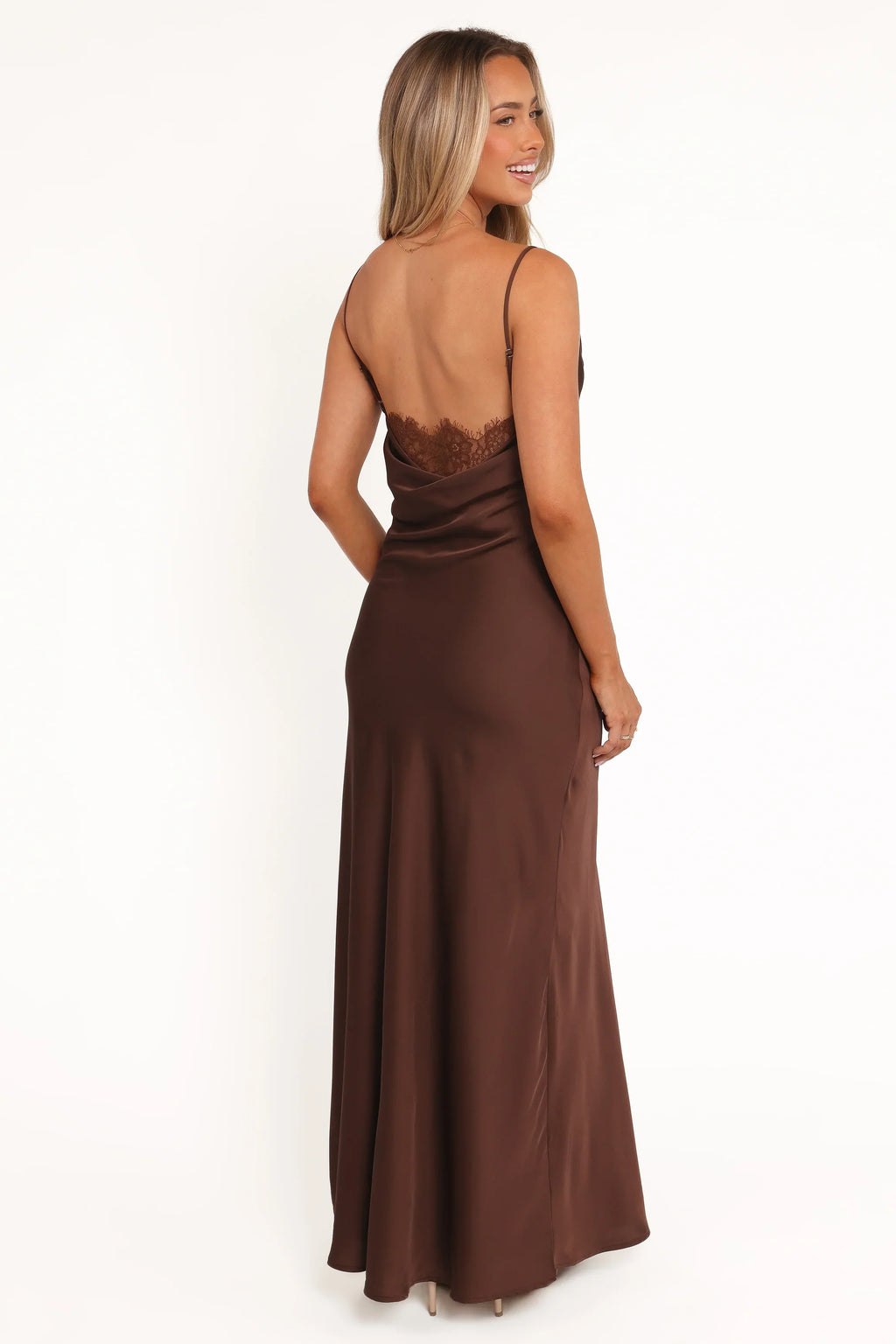 Robe longue Evana en dentelle - Marron