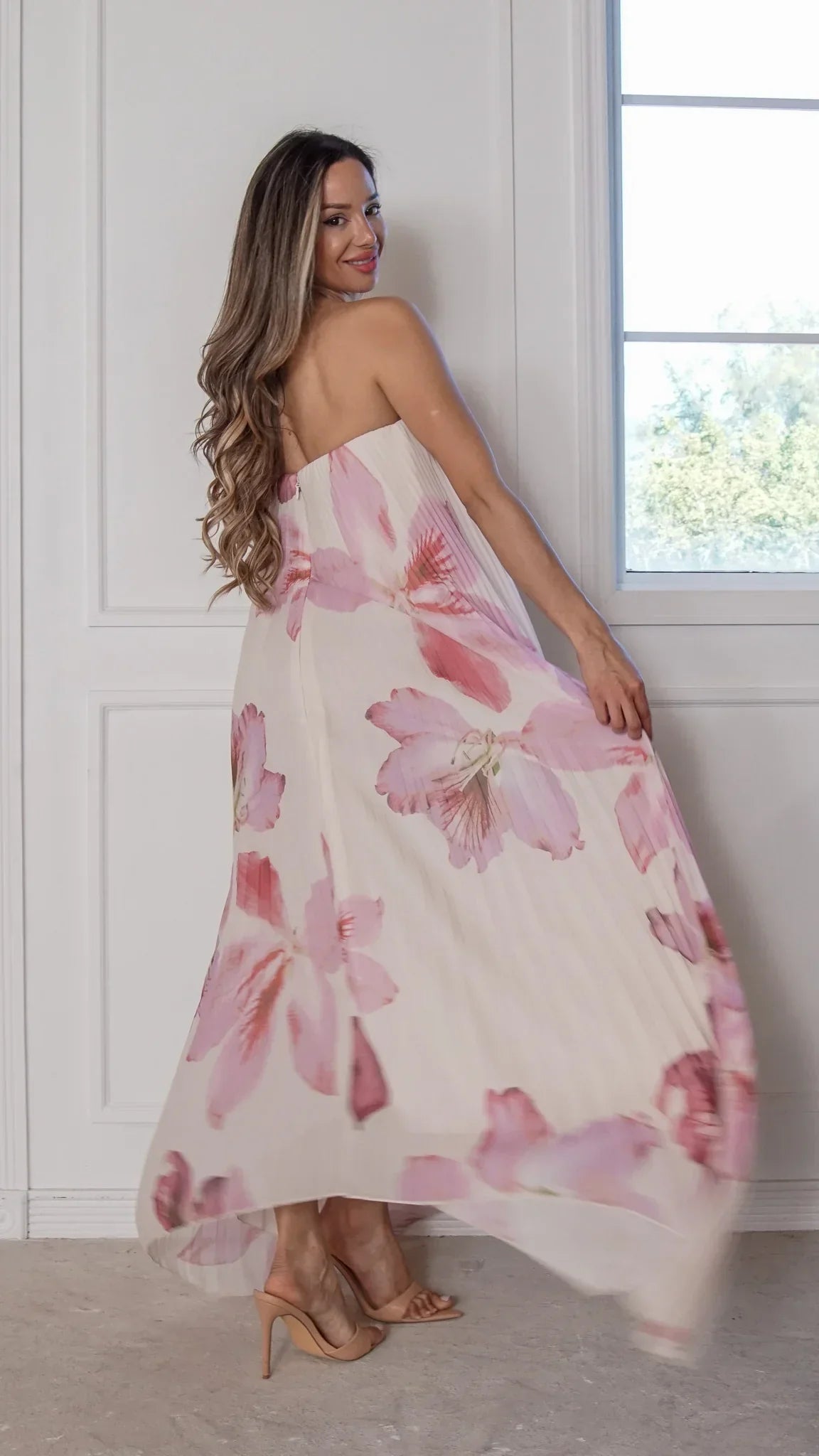 Lyra Maxi Dress