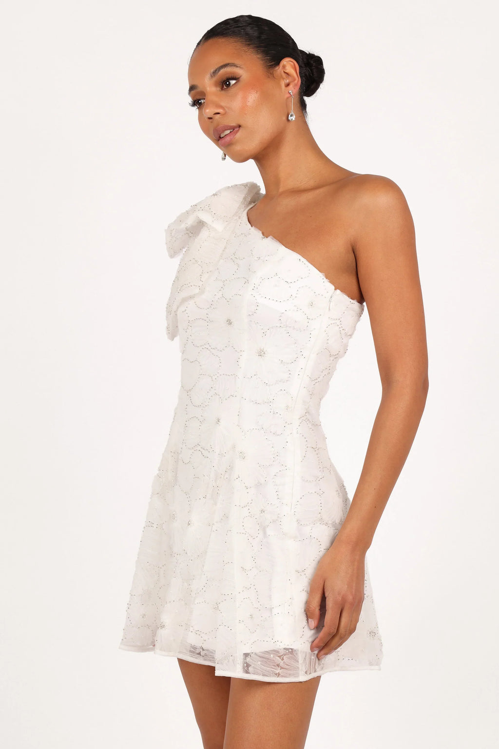 Robe mini Ashly à épaules dénudées - Blanche
