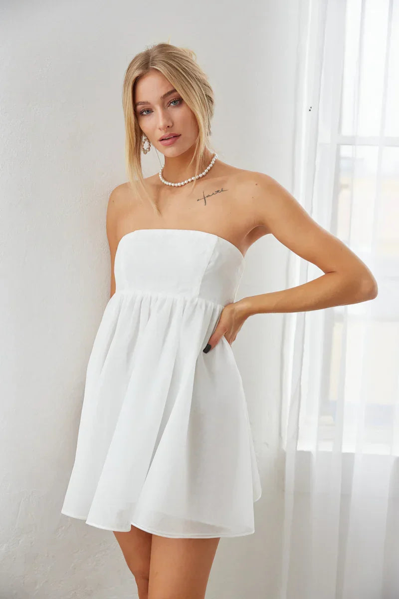 Mini-robe Bella Babydoll sans bretelles