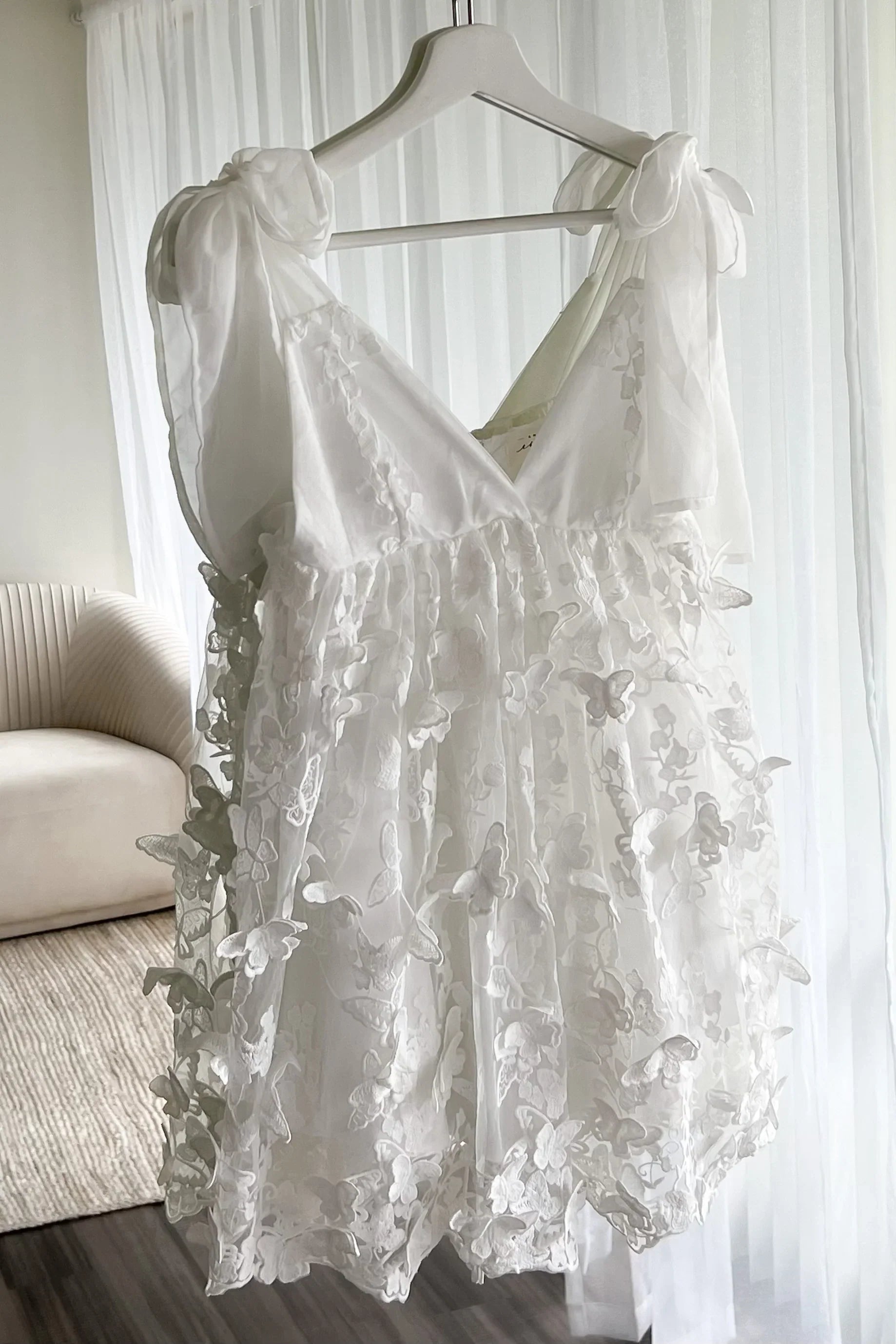 Mini-robe babydoll en organza Cecily Butterfly