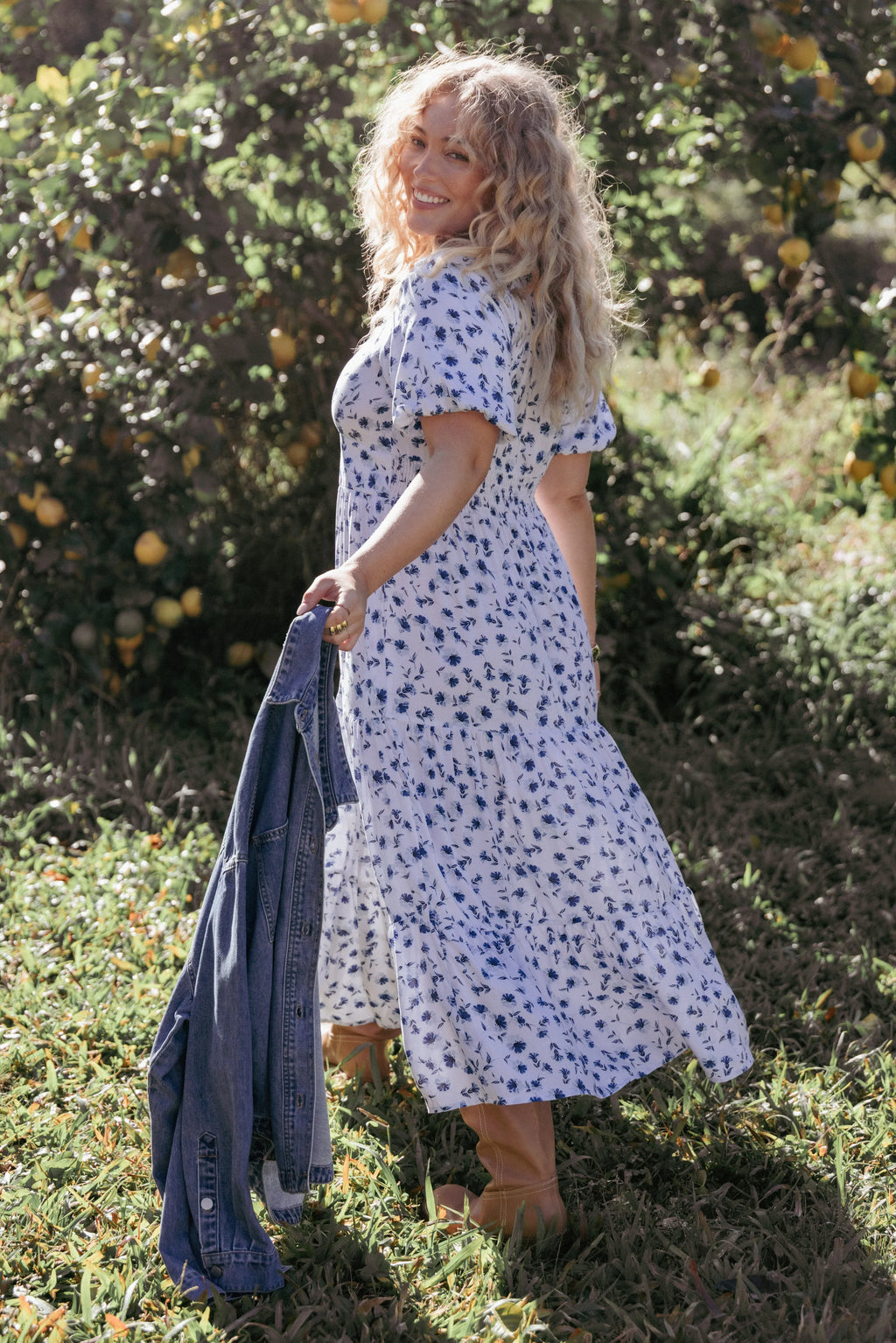 Robe longue Roberts - Motif floral bleu à petites fleurs