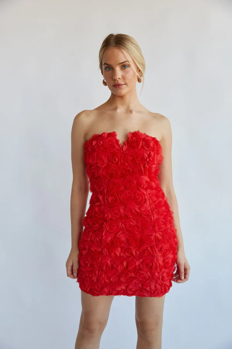 Mini-robe moulante Angelia sans bretelles rose