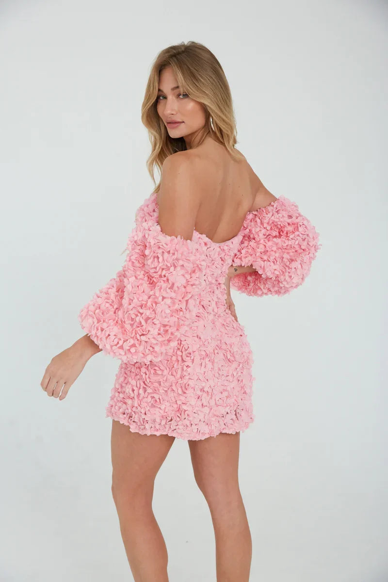 Robe Courte Maylie à Appliqués Floraux