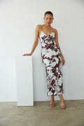 Robe longue en satin à imprimé fleuri Leyla