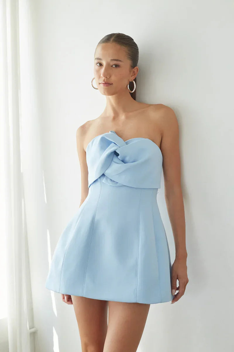 Robe courte Alix froncée devant, coupe boule