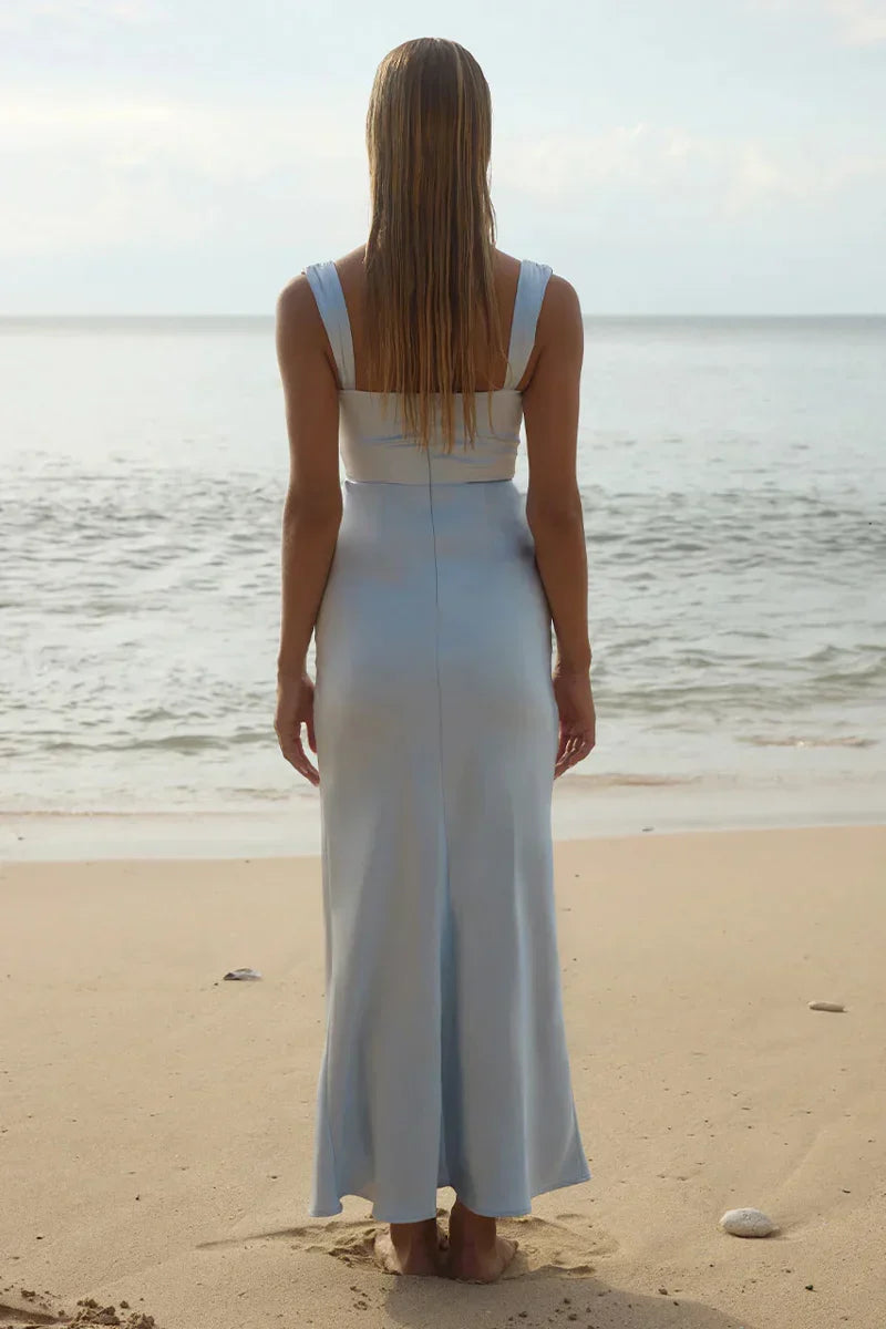 Robe longue en satin à col bénitier Margot