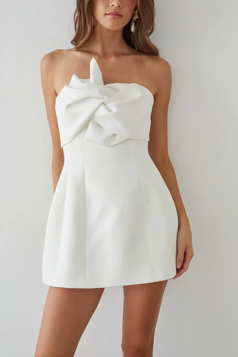 Robe courte Alix froncée devant, coupe boule