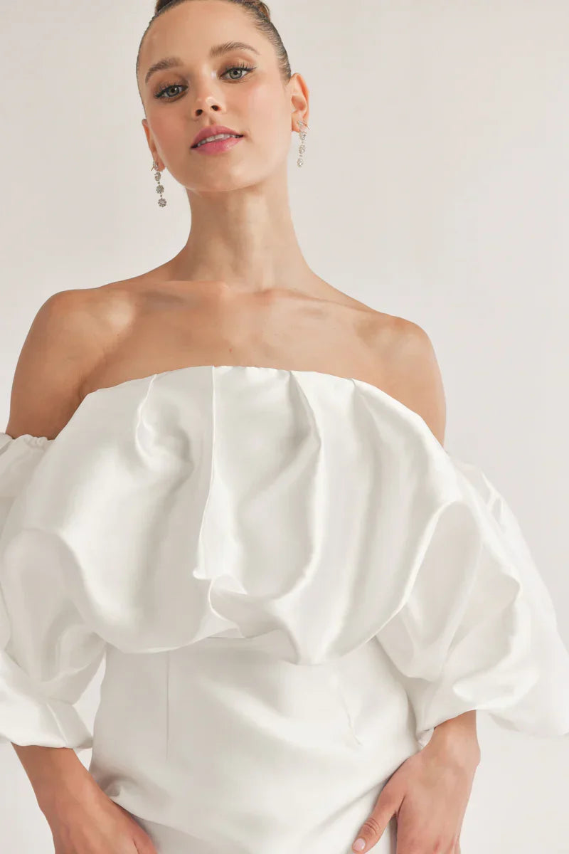 Robe Courte Theresa à Manches Bouffantes et Épaules Dénudées