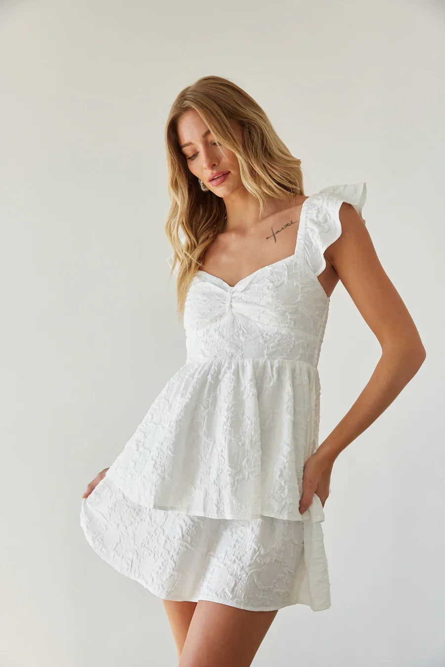 Mini-robe Ashlyn Sweetheart à volants