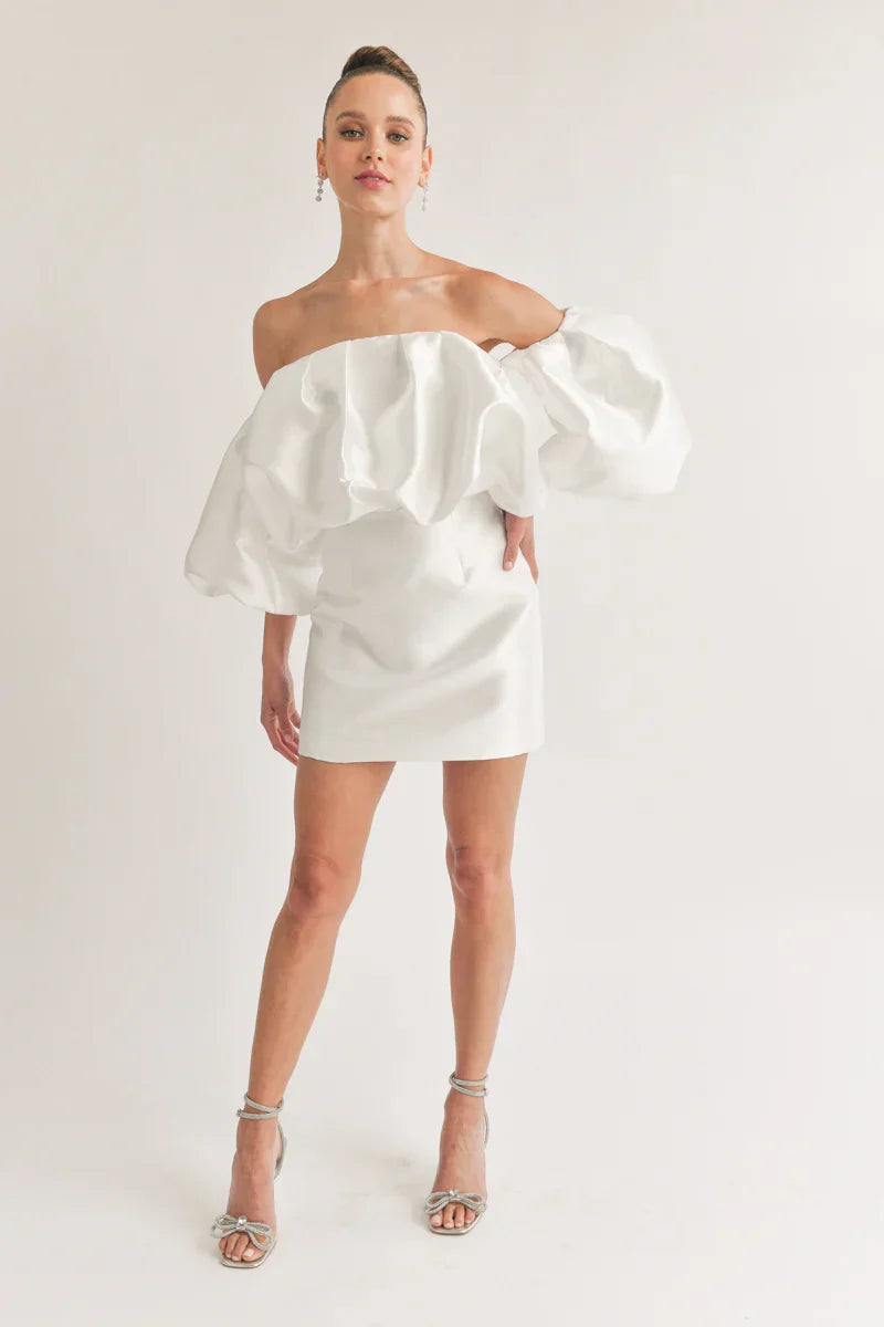 Robe Courte Theresa à Manches Bouffantes et Épaules Dénudées