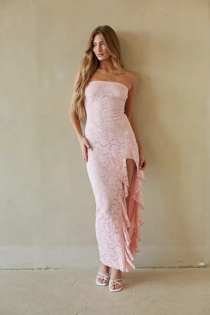Robe longue volantée en dentelle Vivienne