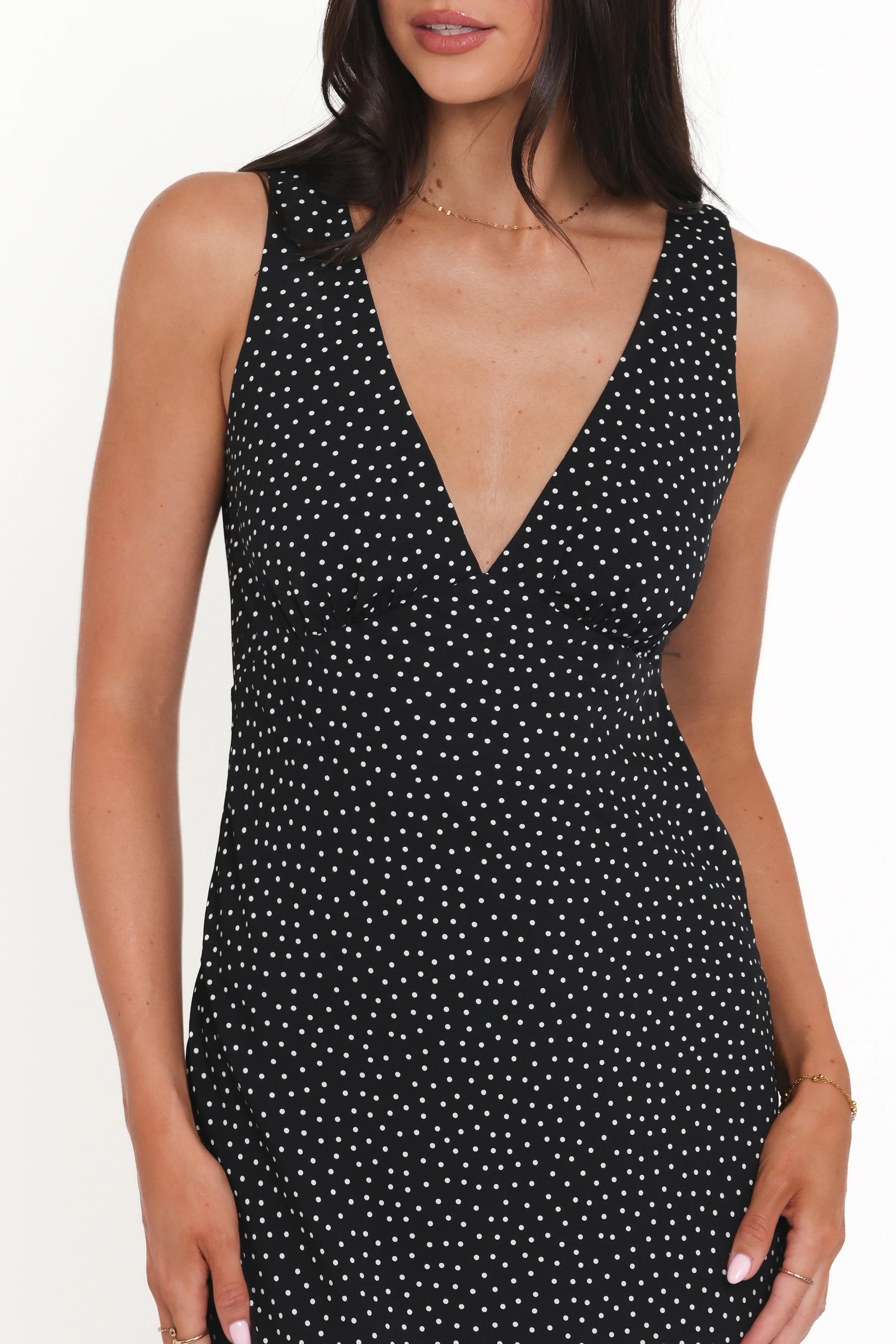 Robe longue Mirae – à pois noirs