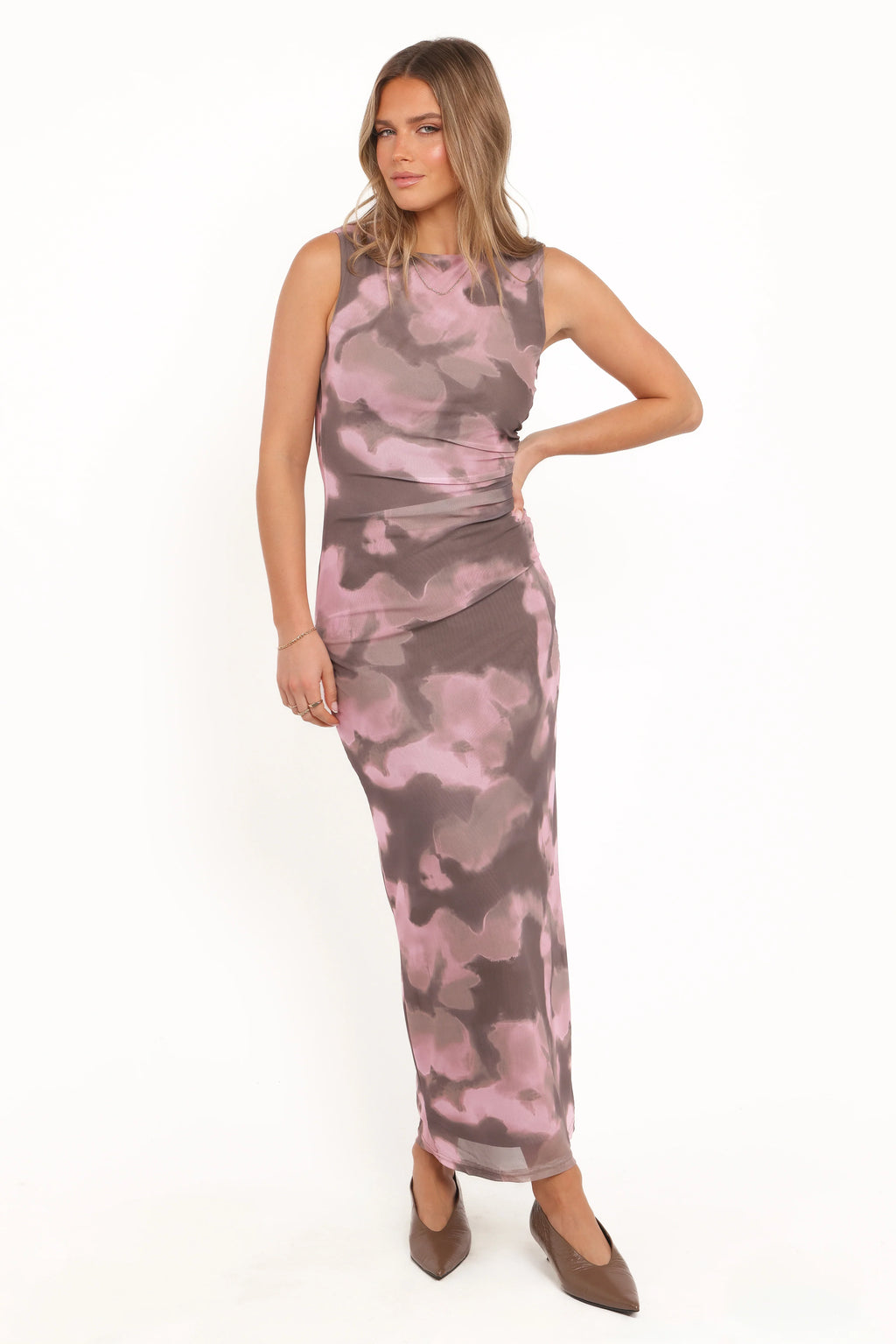 Robe longue Alyssa – Imprimé rose et marron