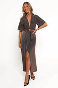 Robe longue ajourée Blanca – Noir/Or rose