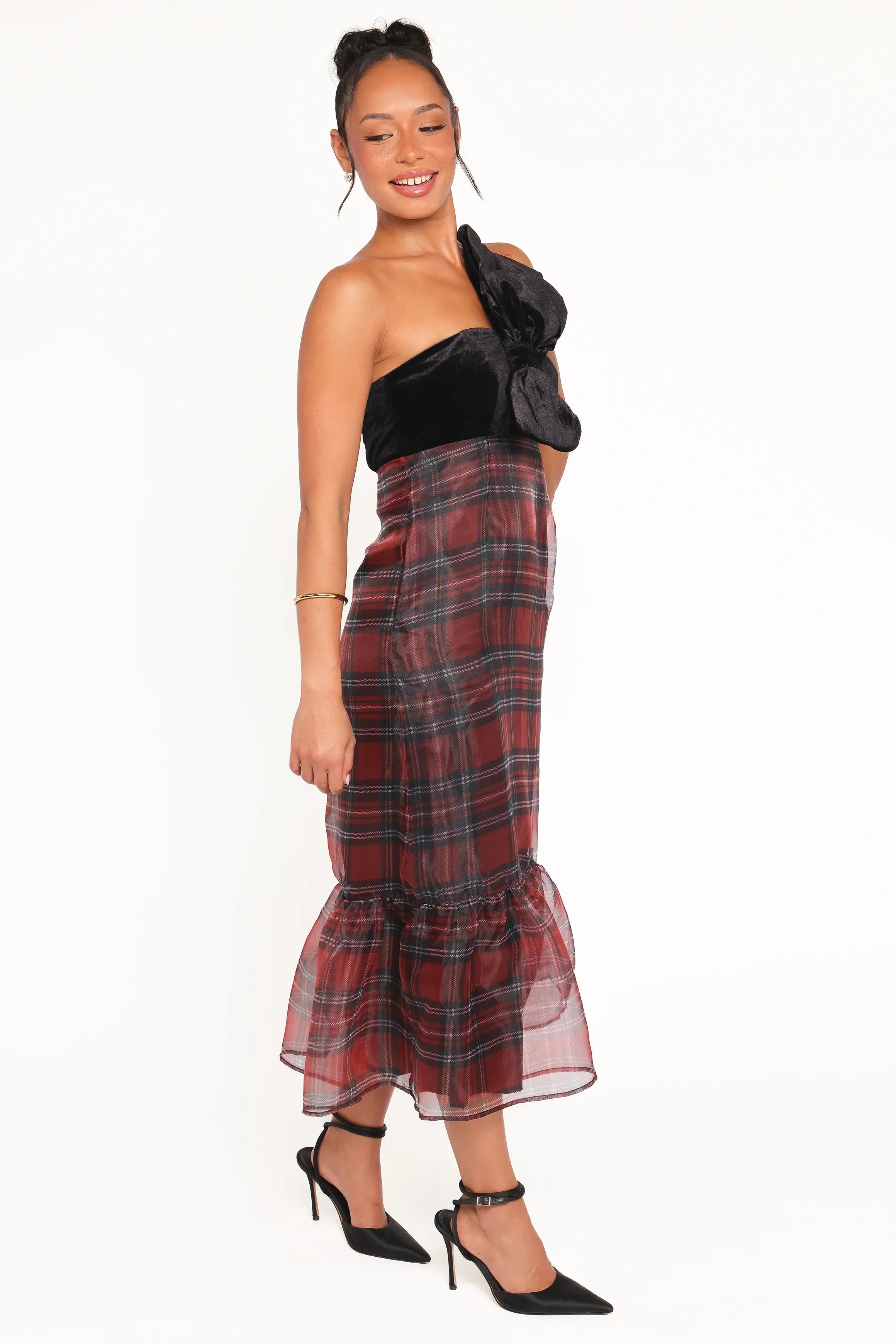 Robe midi Amelie asymétrique à carreaux écossais rouges avec buste ajusté