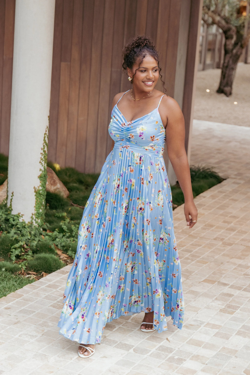 Robe longue plissée Naira - Imprimé floral bleuet