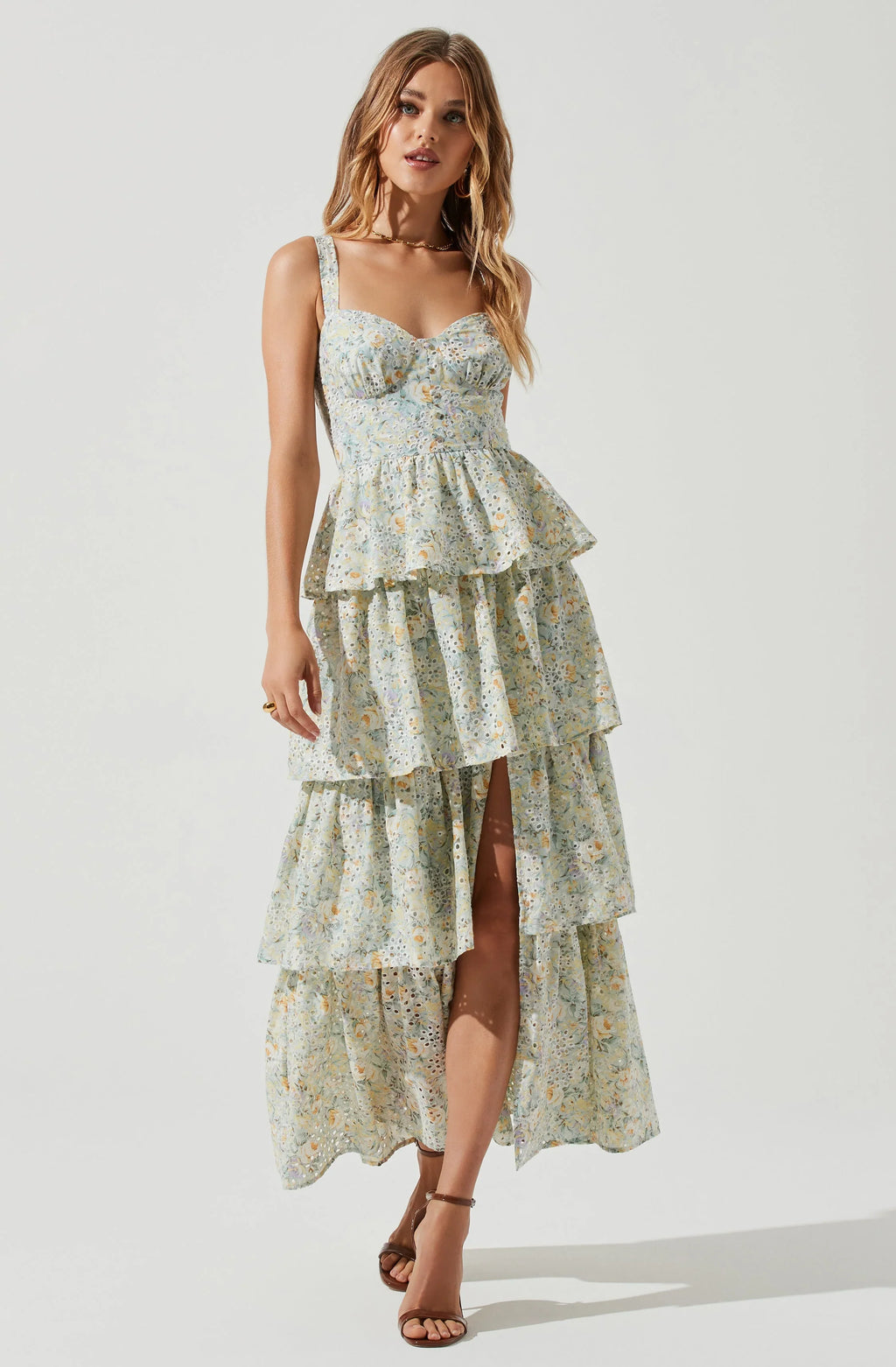 Robe longue étagée fleurie à œillets Midsummer