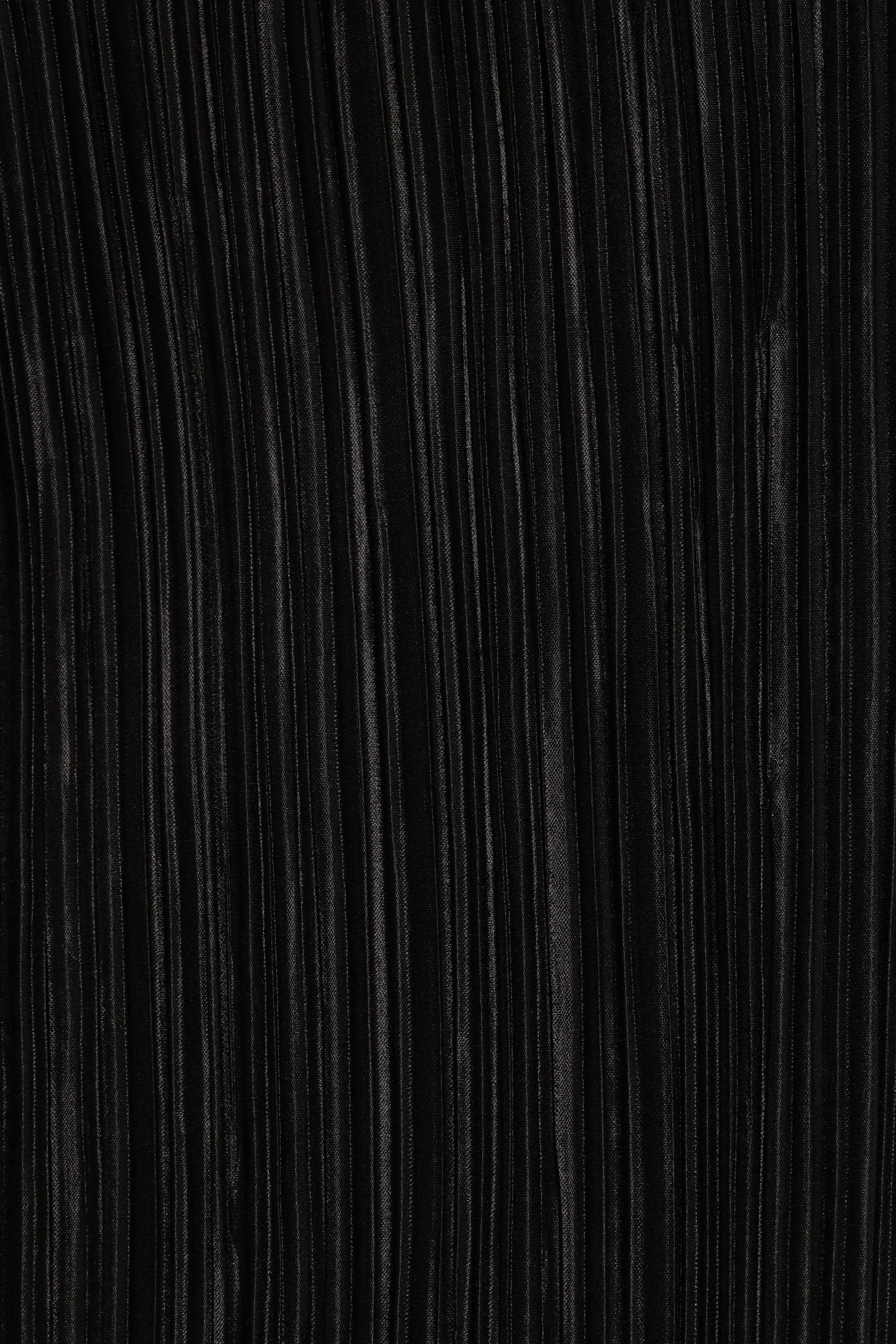 Robe longue dos nu plissée Melody - Noire