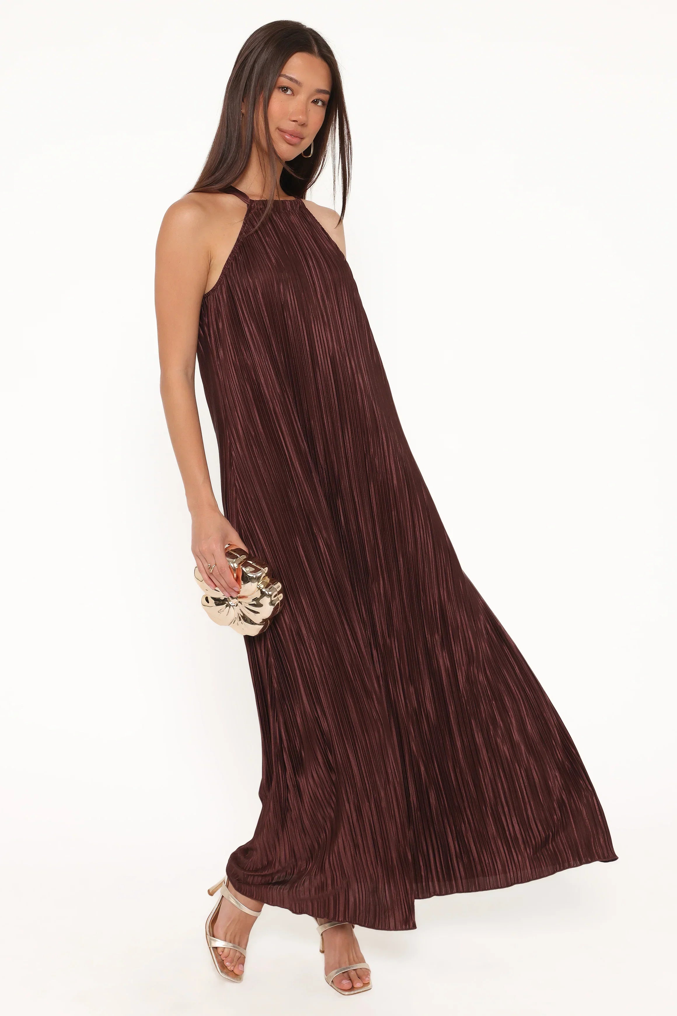 Robe longue Melody Plissée à encolure dos nu – Marron